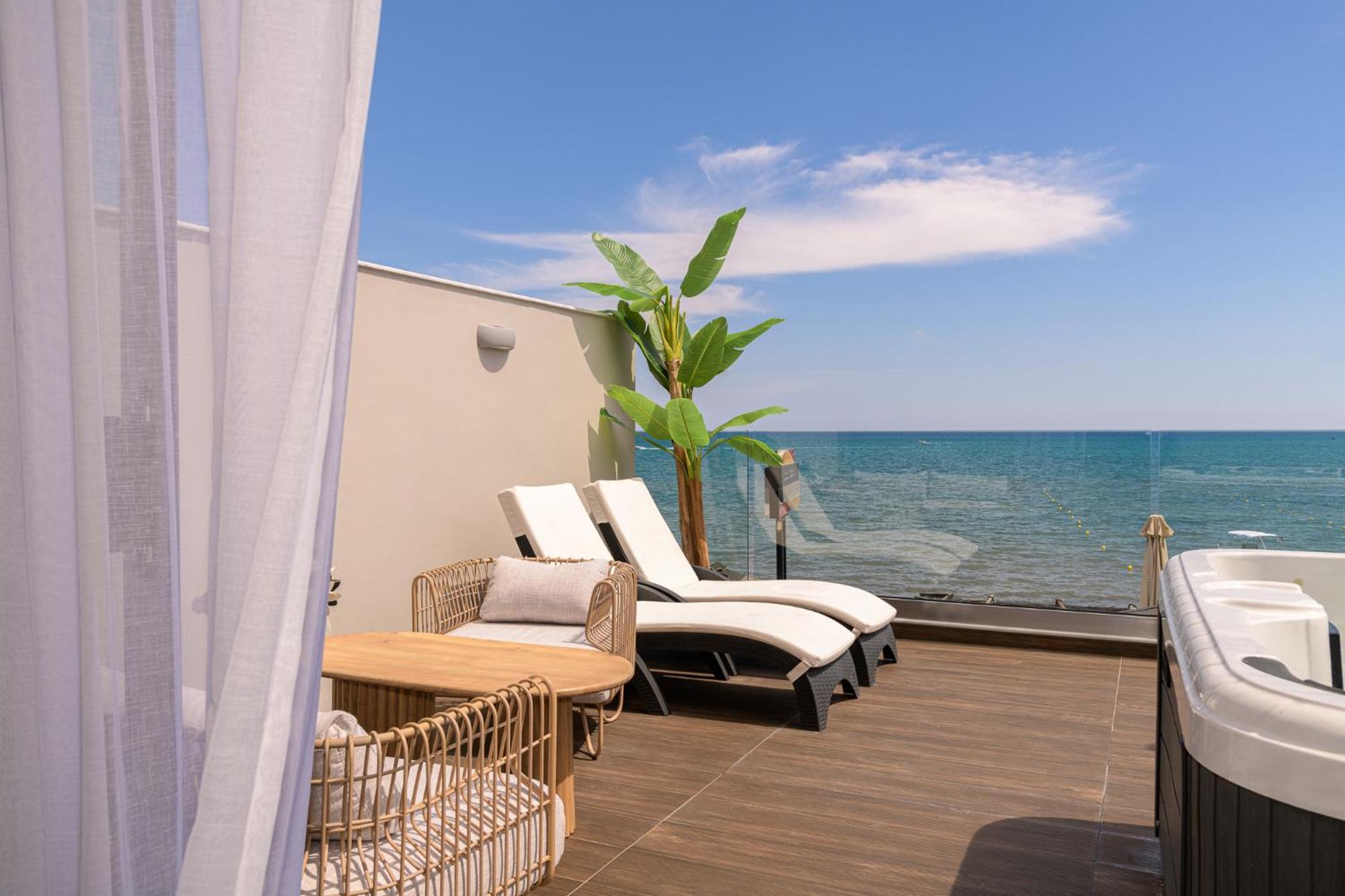 Pearl Luxury Living Apartment Laganas Ngoại thất bức ảnh